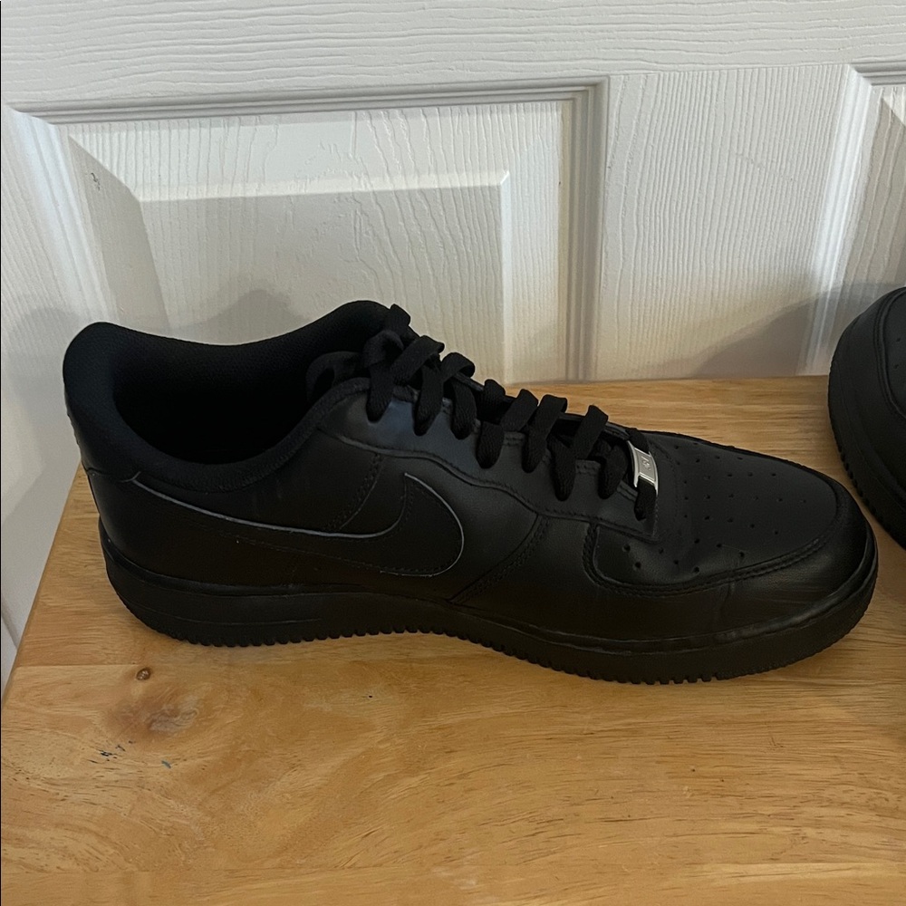 Nike Air Force One Black Sneakers - Picture 3 of 13